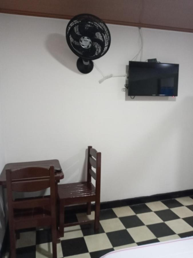 Hospedaje Santa Barbara Buga Εξωτερικό φωτογραφία