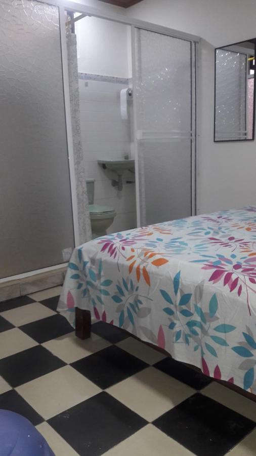 Hospedaje Santa Barbara Buga Εξωτερικό φωτογραφία
