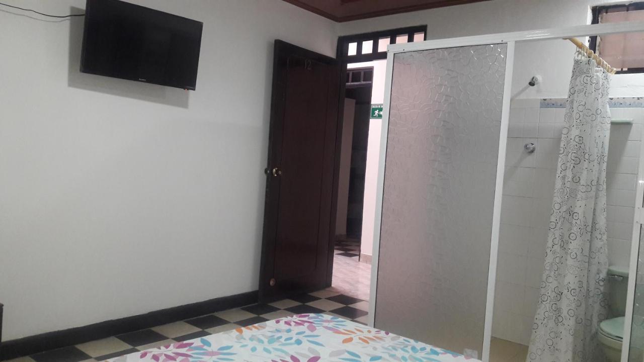 Hospedaje Santa Barbara Buga Εξωτερικό φωτογραφία